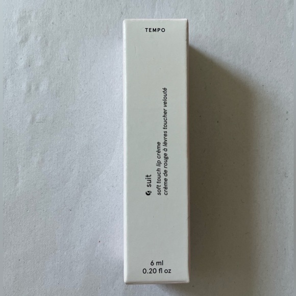 Glossier G Suit touch lip crème color TEMPO NIB - Picture 7 of 8